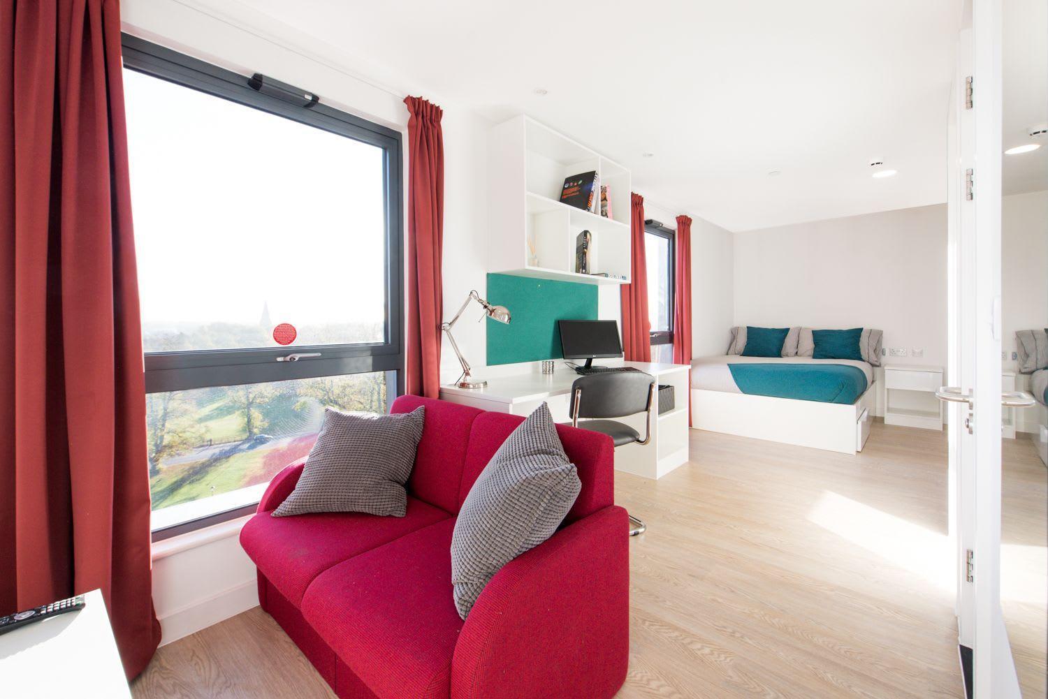 Stylish And Private Ensuite At Vincent Place For Students Only