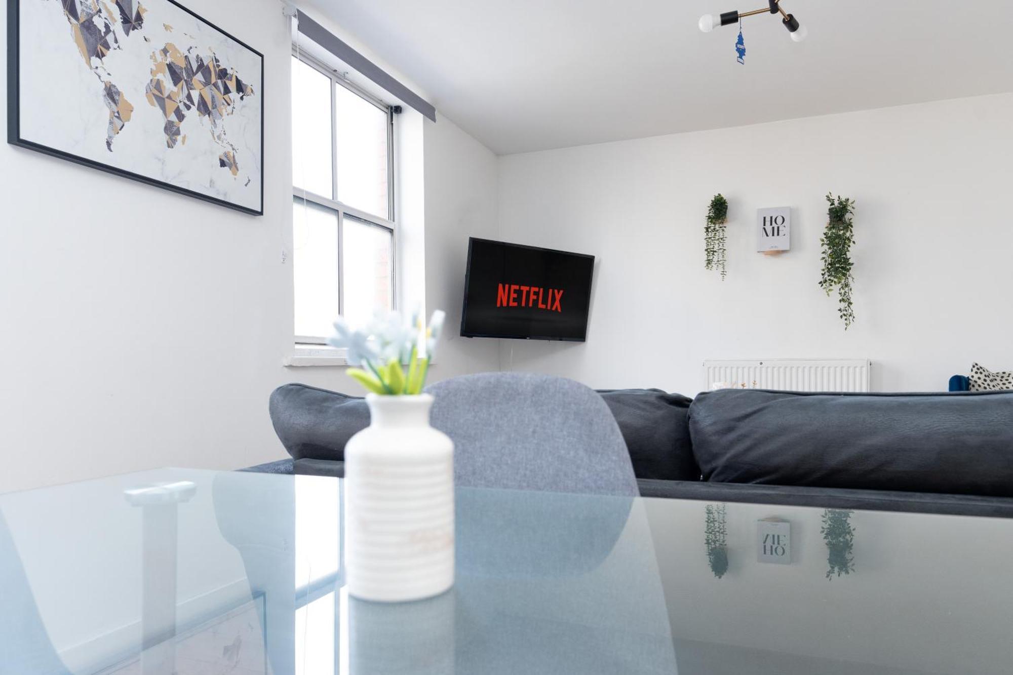 Cozy 2 Bed In Centre-free Parking Apartment Southampton