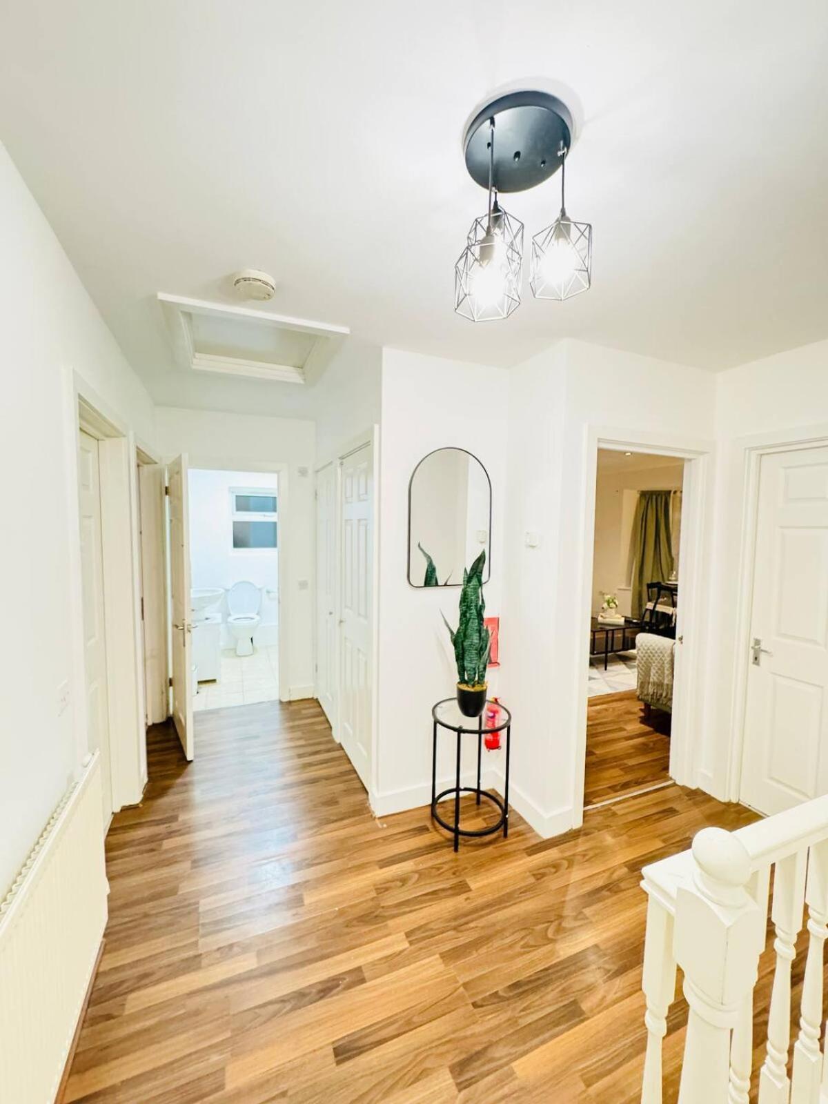 Comfy 3-bed Flat *
