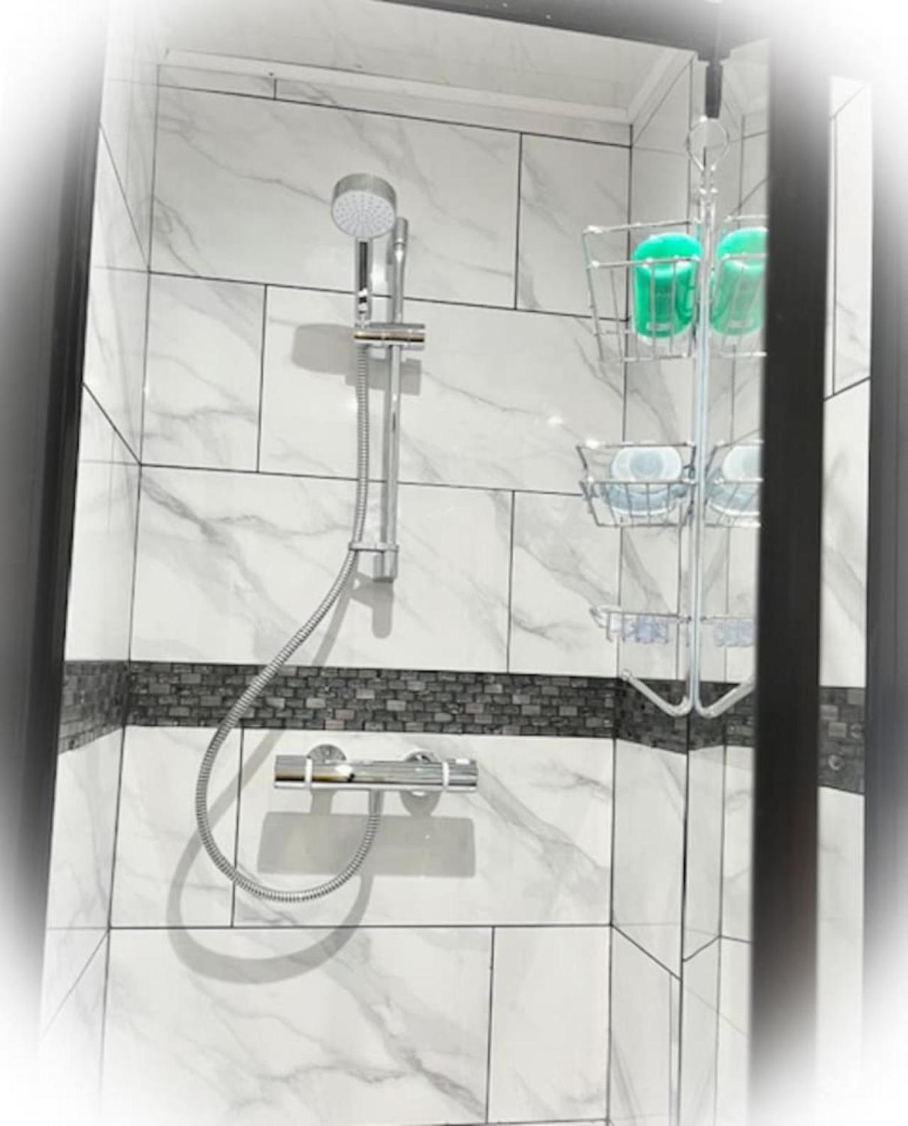 Luxury And Spacious 3 Bedroom In
