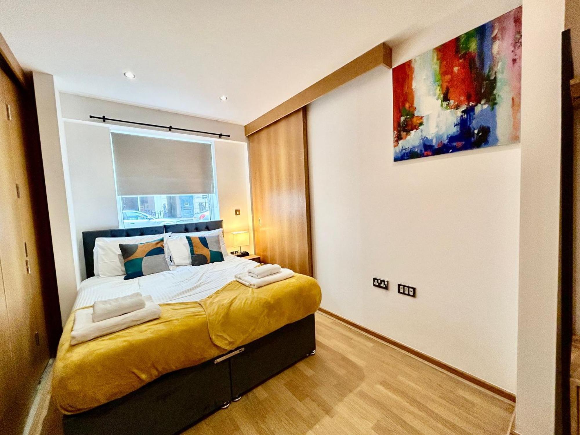 Centre Apartment, Nr West Quay, Free Parking Apartment