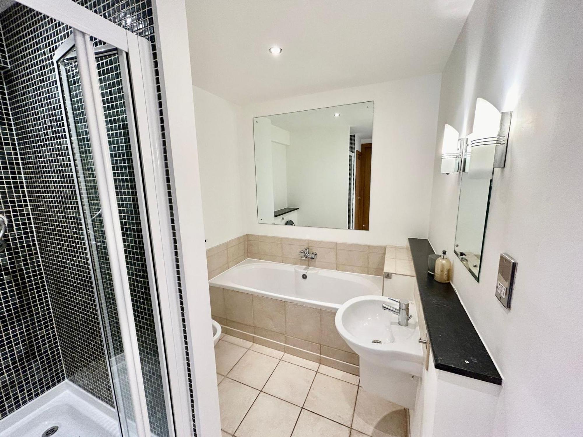 Centre Apartment, Nr West Quay, Free Parking Apartment Southampton