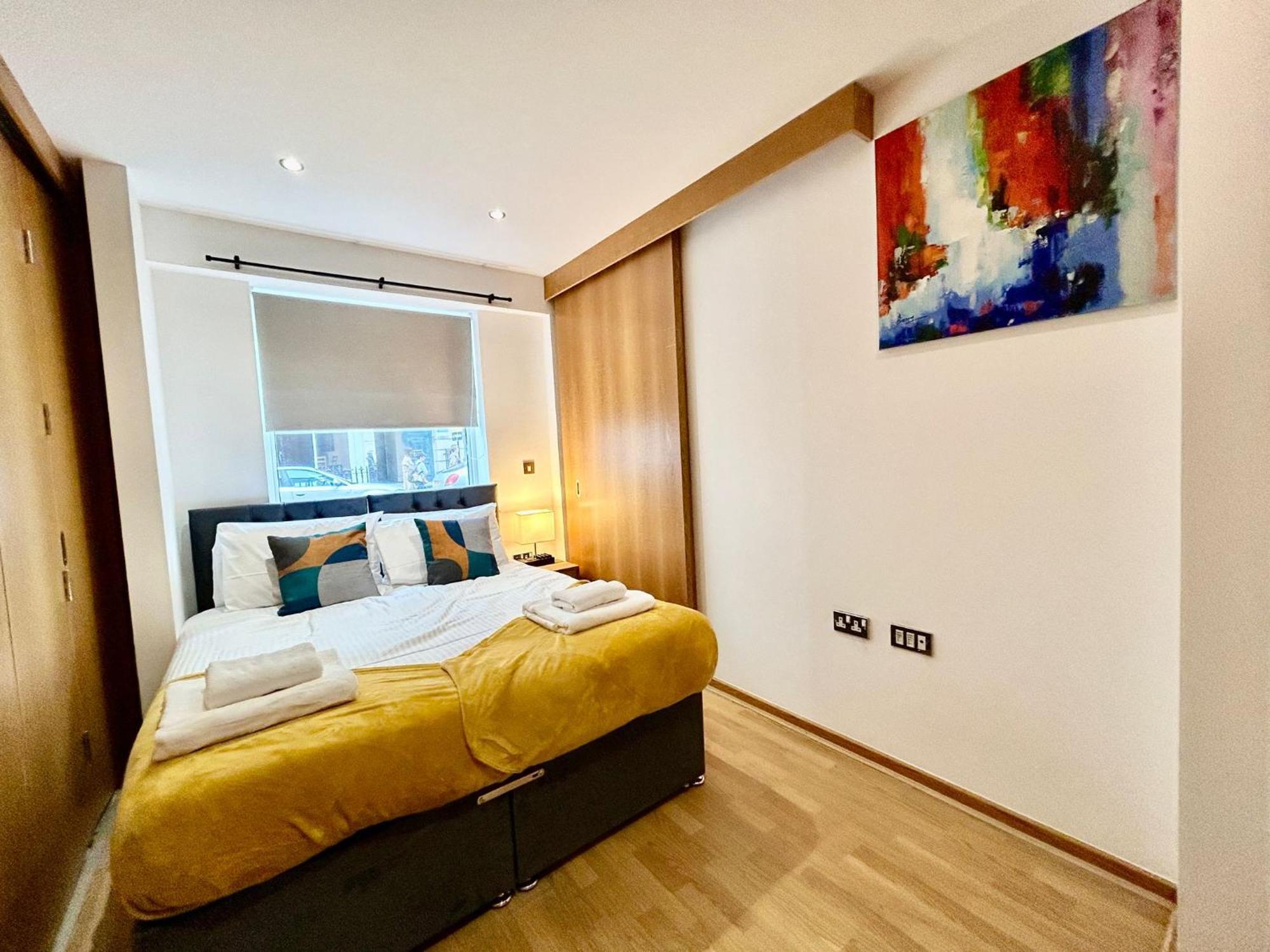 Apartment Centre Apartment, Nr West Quay, Free Parking *