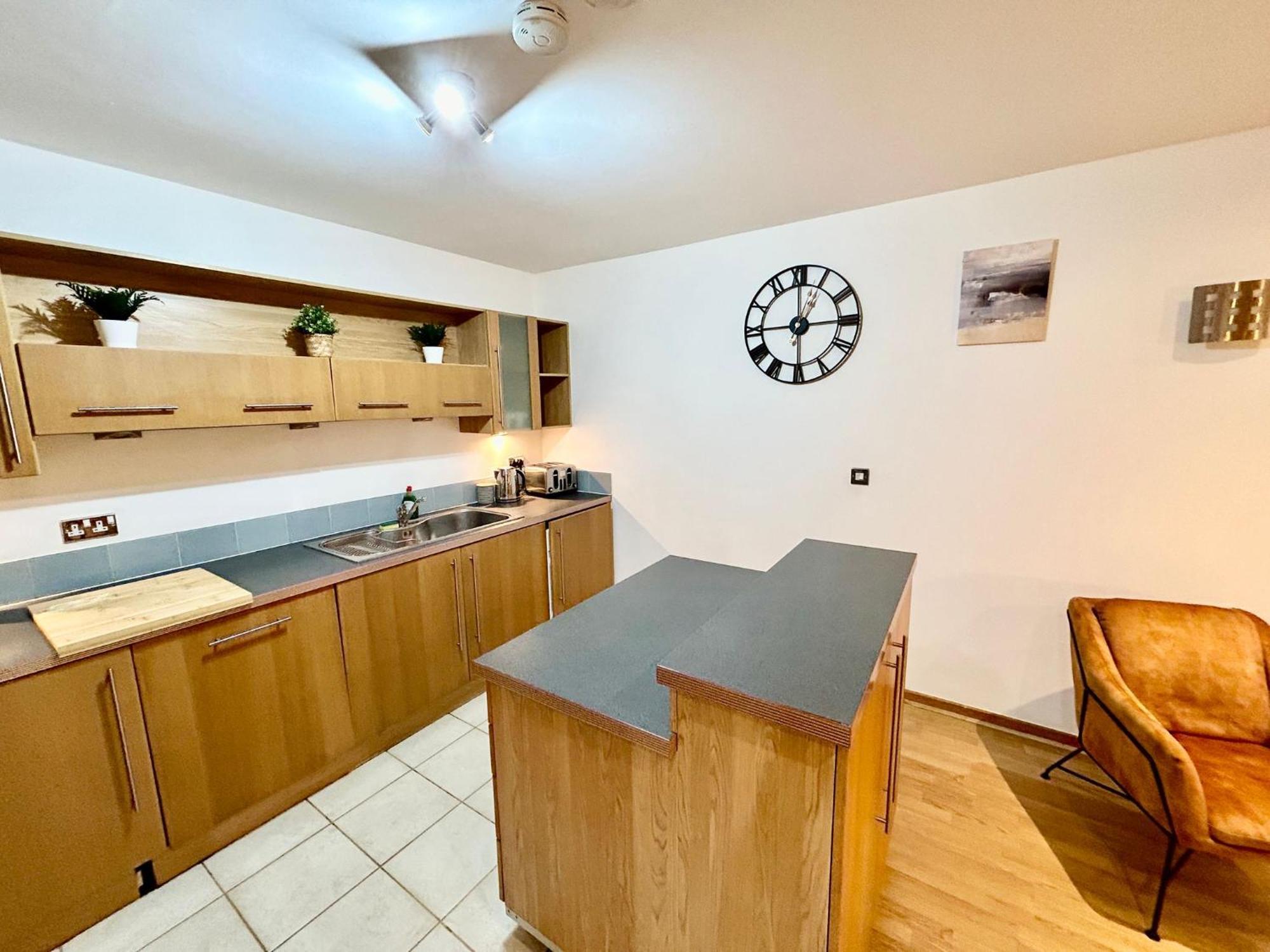 Centre Apartment, Nr West Quay, Free Parking Apartment Southampton
