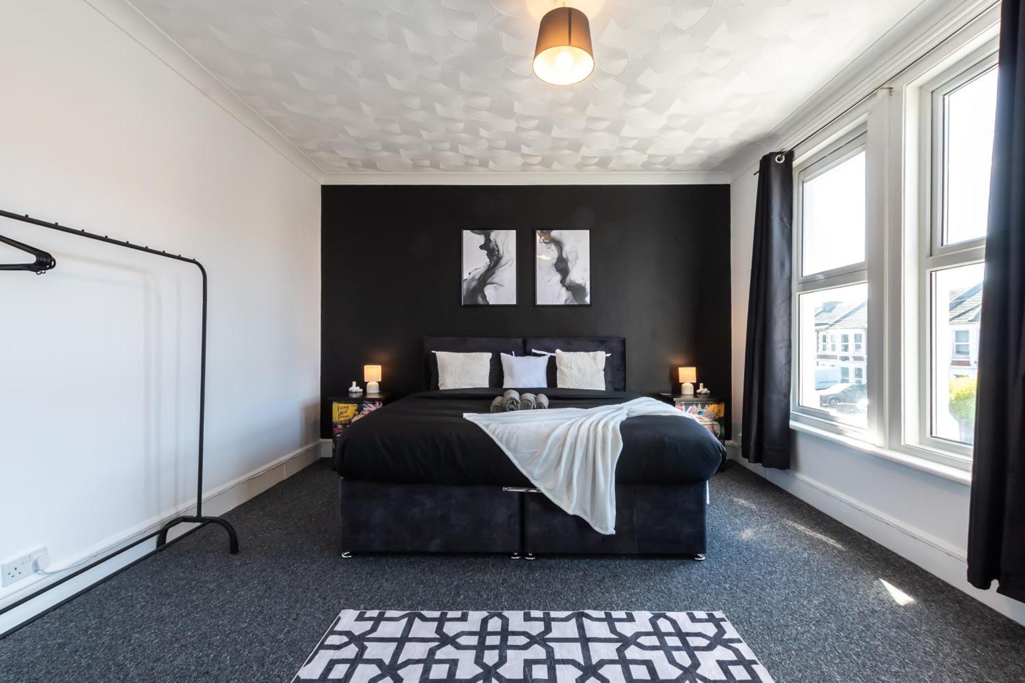 Holiday home Contractor Free Parking Town Centre Wifi 5 Bedrooms Sleeps 11 Southampton