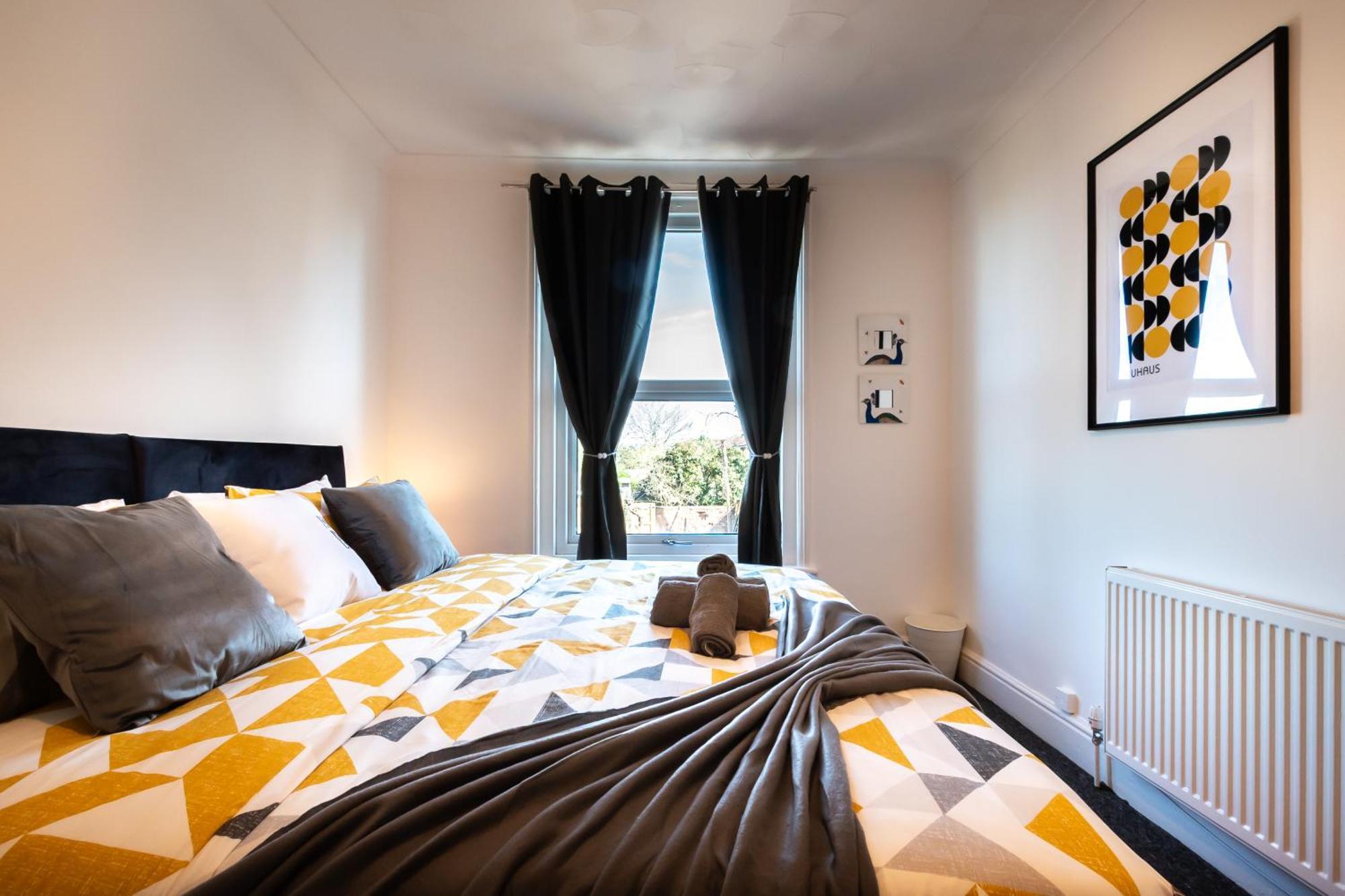 Contractor Free Parking Town Centre Wifi 5 Bedrooms Sleeps 11 Holiday home Southampton