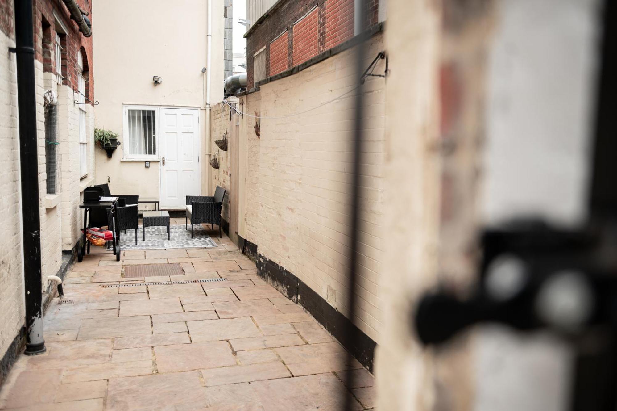 31 Queens Terrace *