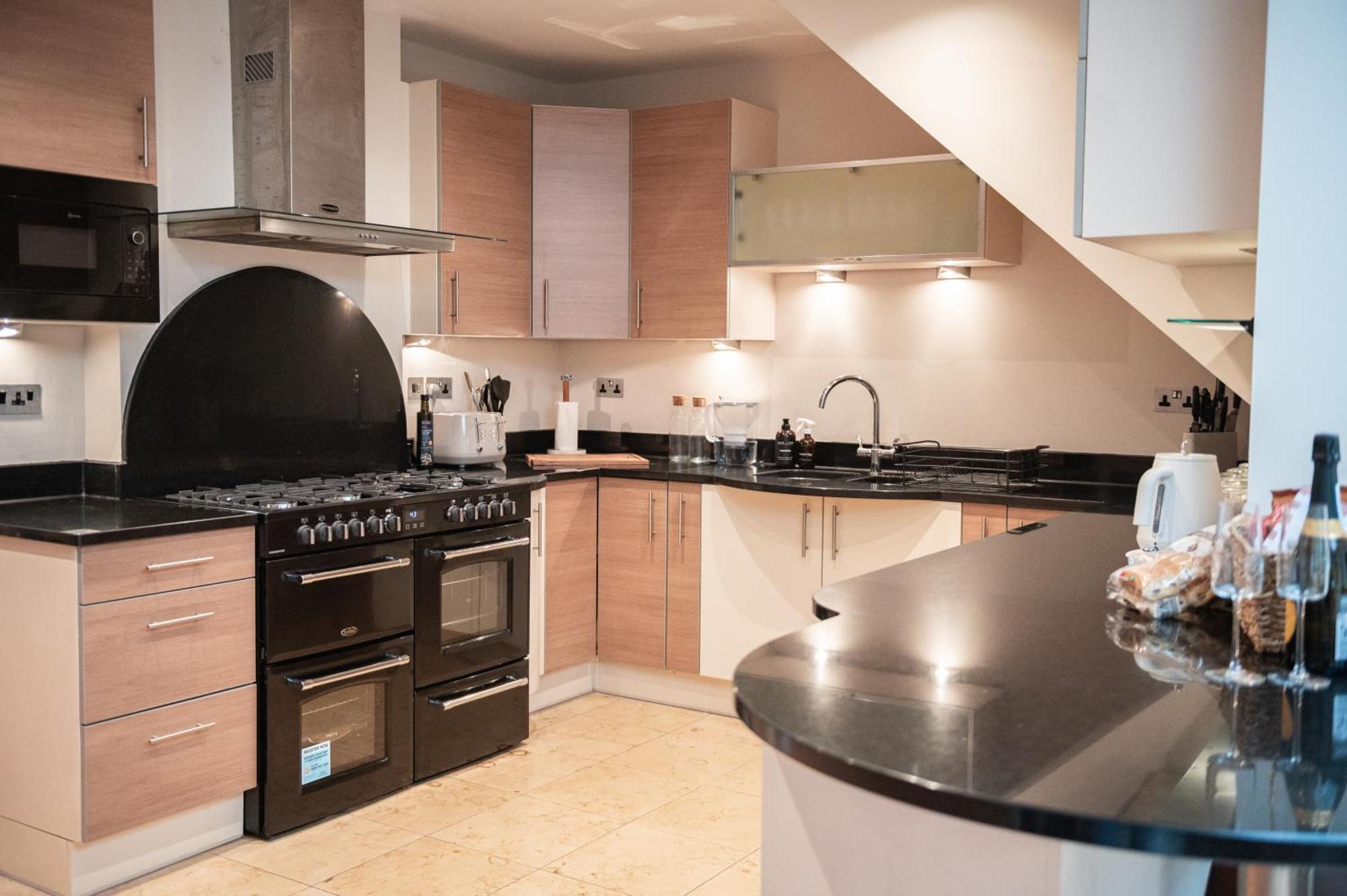 31 Queens Terrace *
