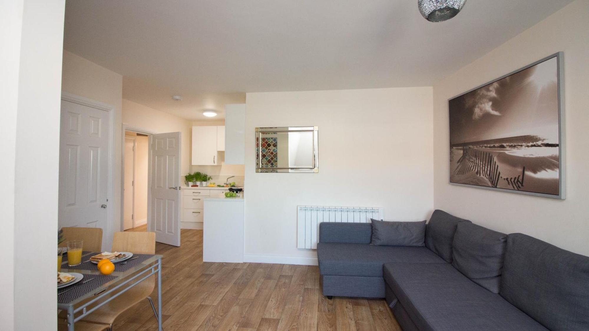 Castle Point Apartment *