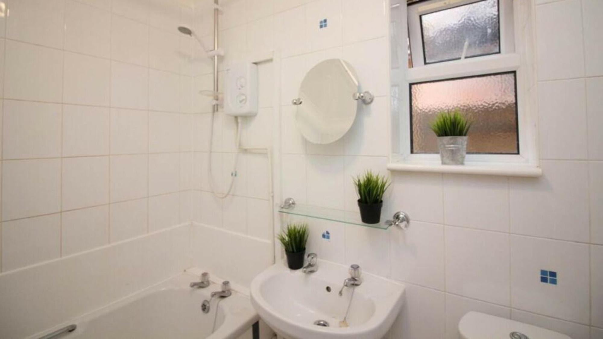 Stayzo Penthouse 2- Premier * Southampton
