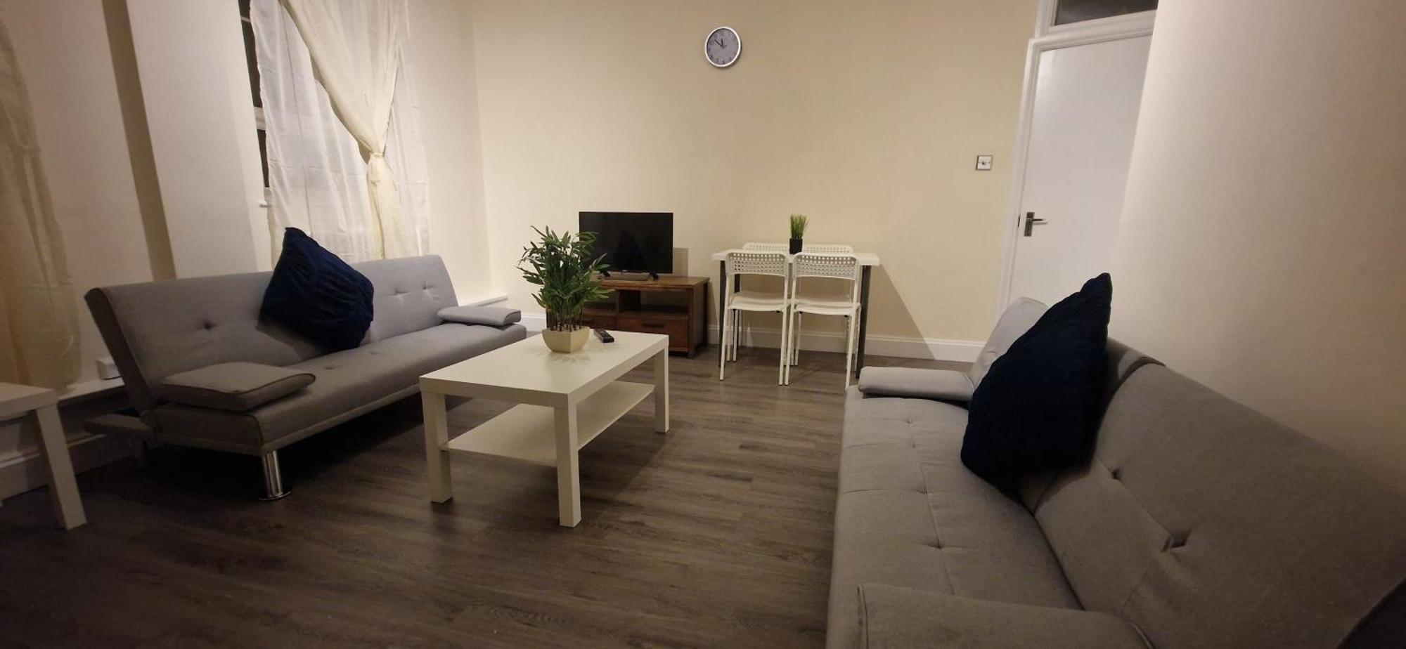 Ocean Village Apartments W Parking Apartment Southampton