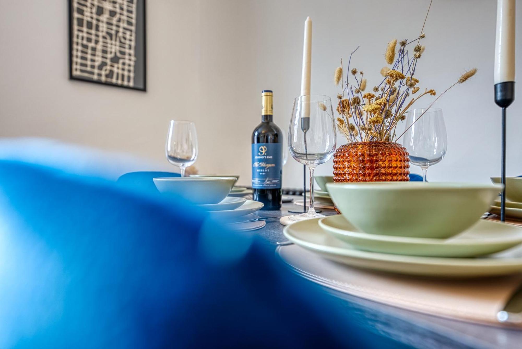 Apartamento 2-bedroom Stunning, Modern & Spacious Apartment, Near Ocean Village, Southampton, Summer Offer Available - By Blue Puffin *