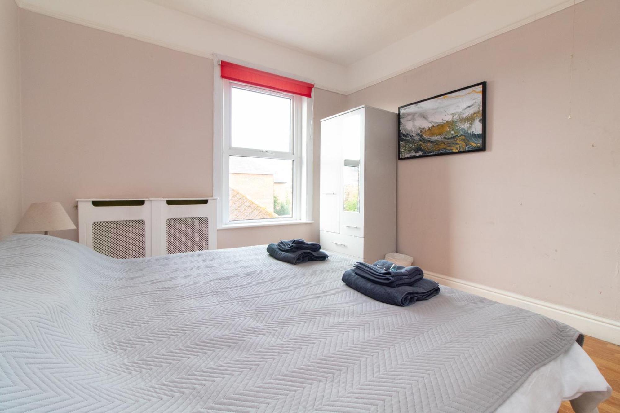 Thornbury 7