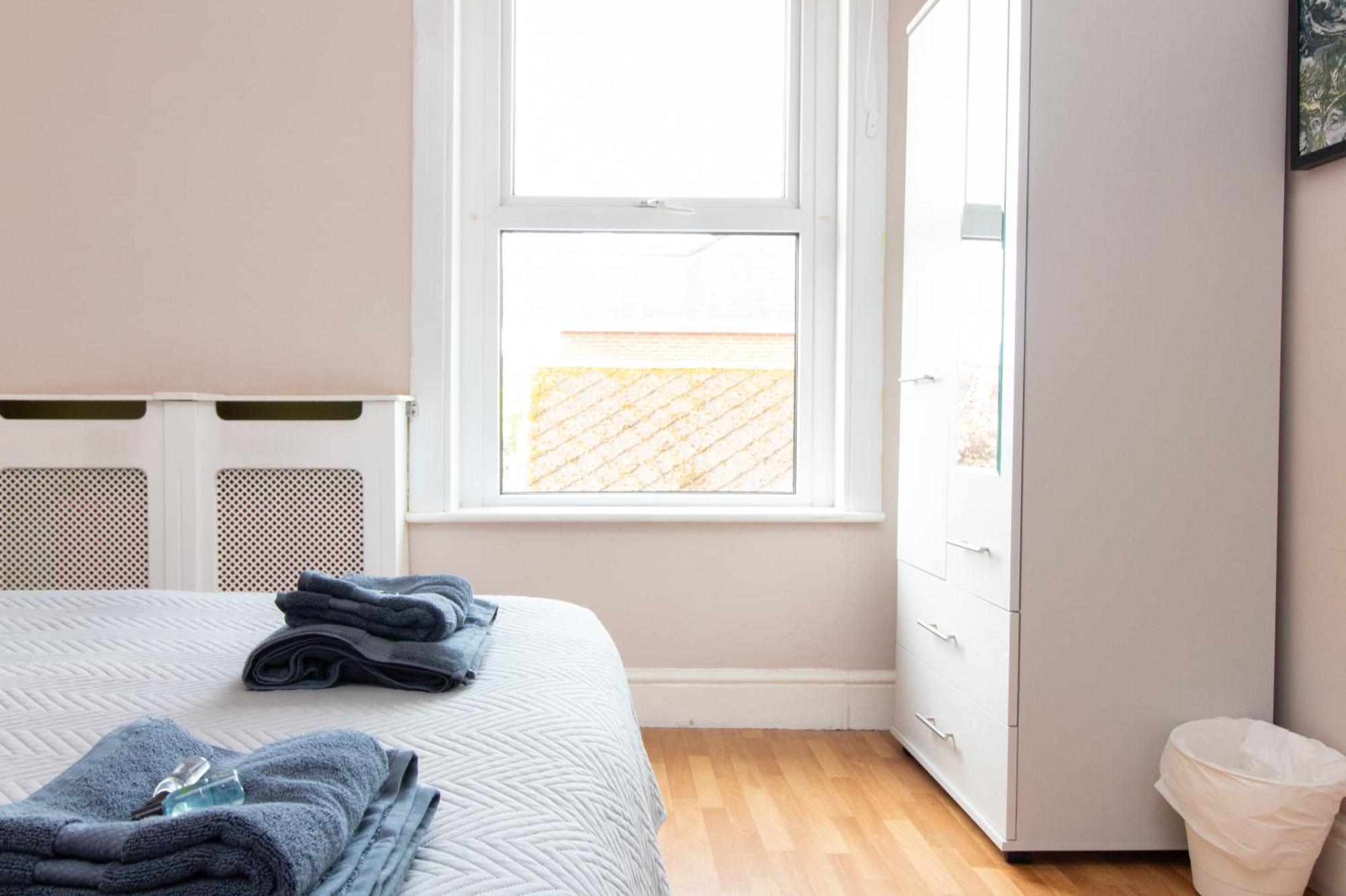 Guest house Thornbury 7