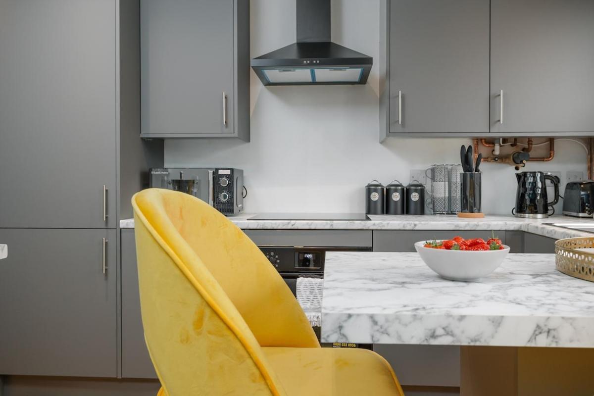 Casa de férias Stylish 4 Bed, 4 En-suite In Centre, Parking Southampton