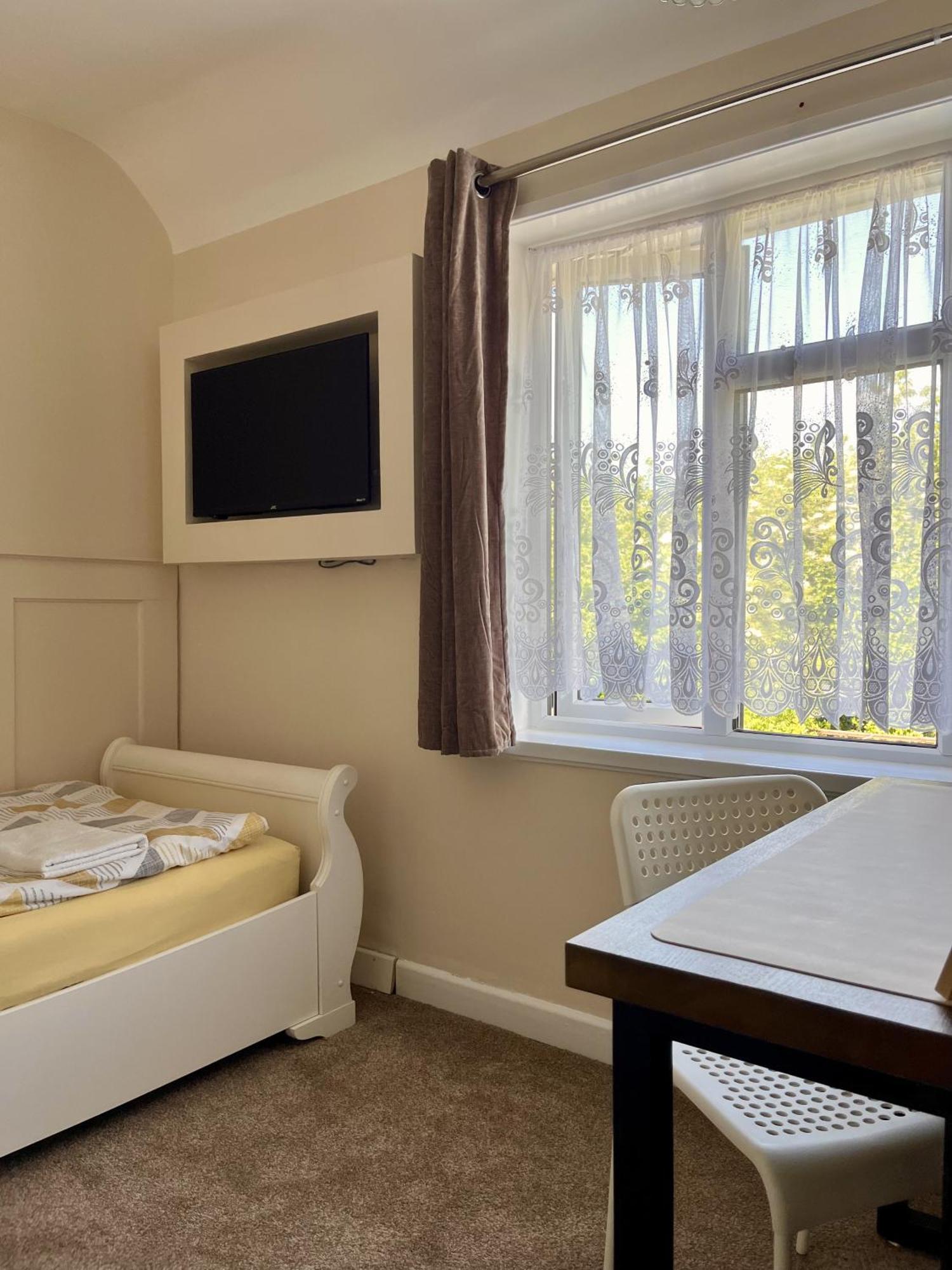 Home Accommodation Homestay Southampton