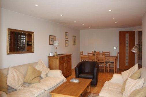 Town Or Country Hotel 4*