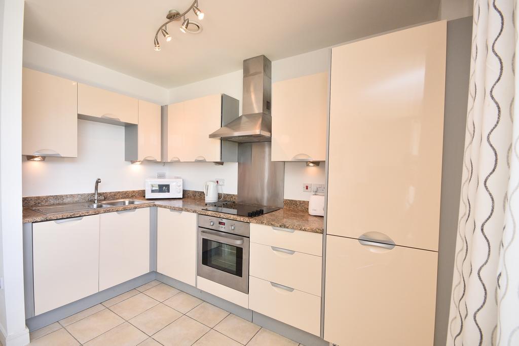 Town Or Country - Charter House Southampton