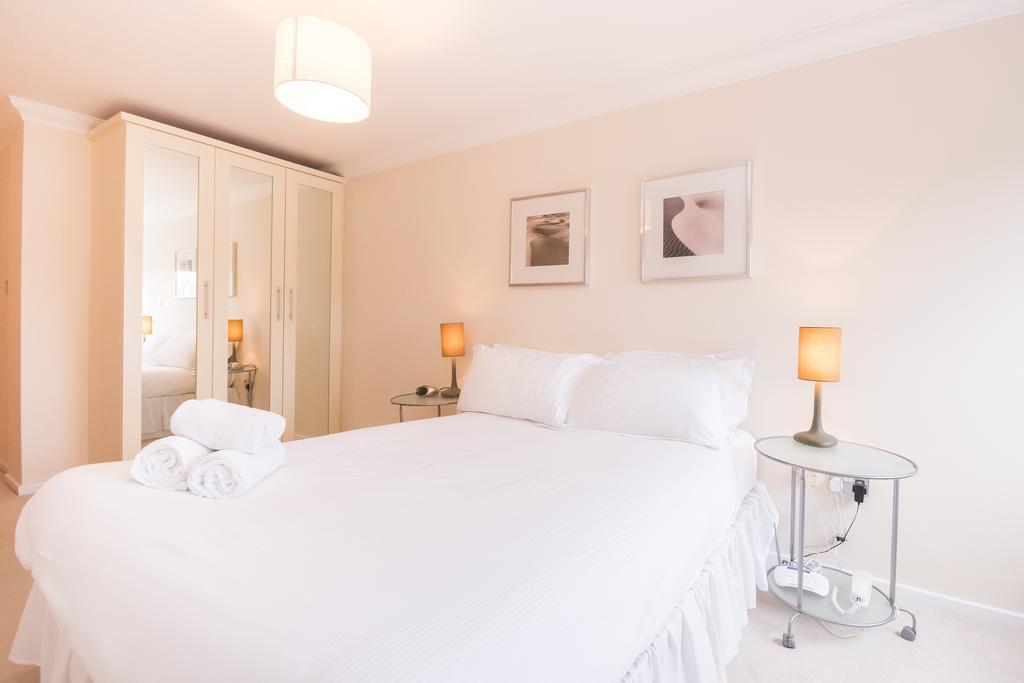 Town Or Country - Central Park Apartment *