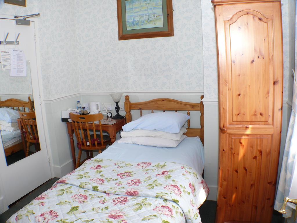 Hostel Alcantara House *