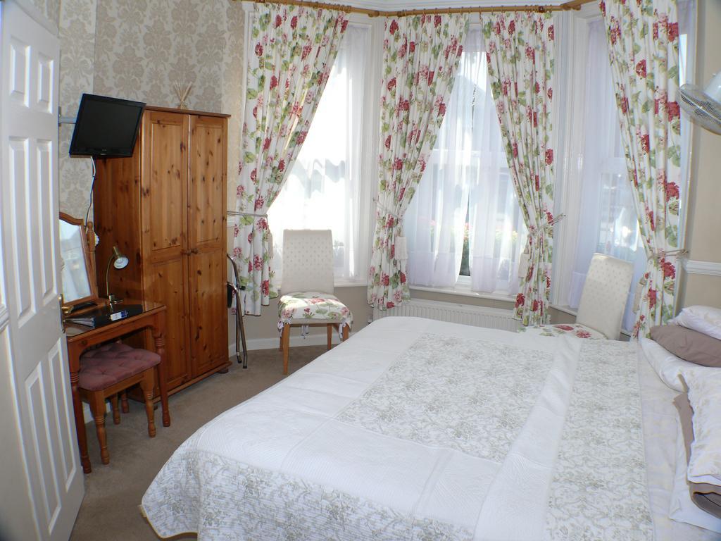 Hostel Alcantara House