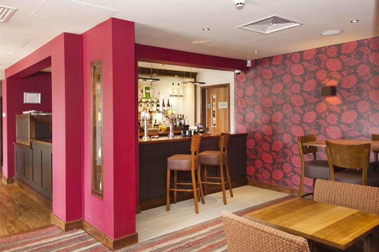 Premier West Quay Hotel 3*