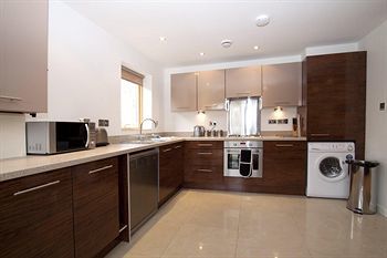 Heywood Homes 4*
