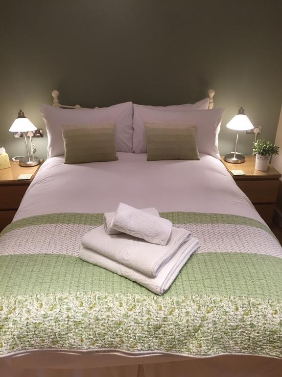 Number 10 Serviced - City Center Apartment *