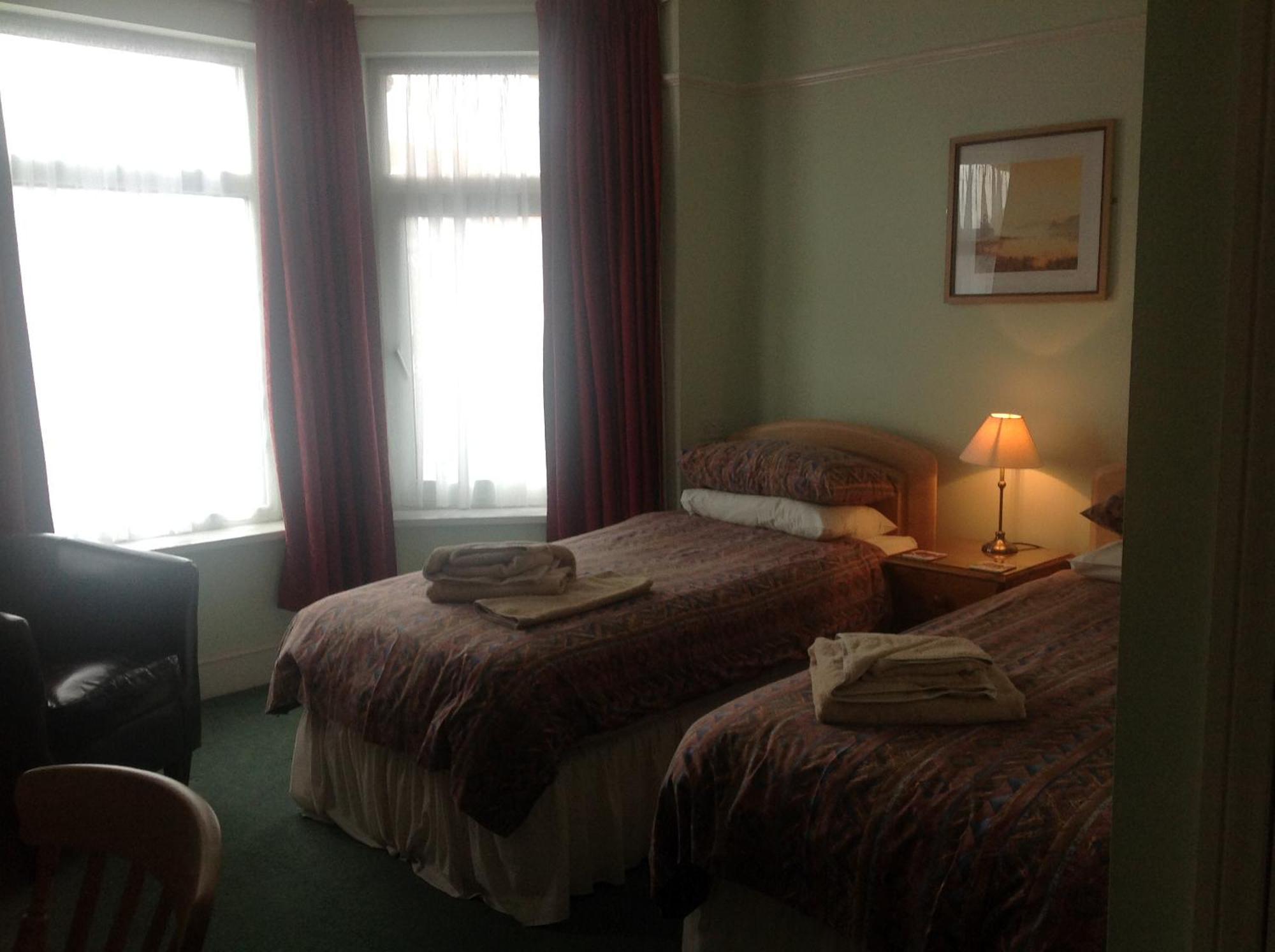 Asturias House Guest house Southampton
