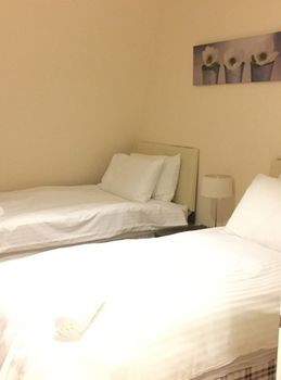 Castle Point Apartment Southampton