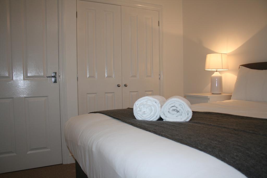 Apartment Oceana - Sycamore Court, Apartment, Walking Distance To Hospitals, Parking, Sleeps 6 *