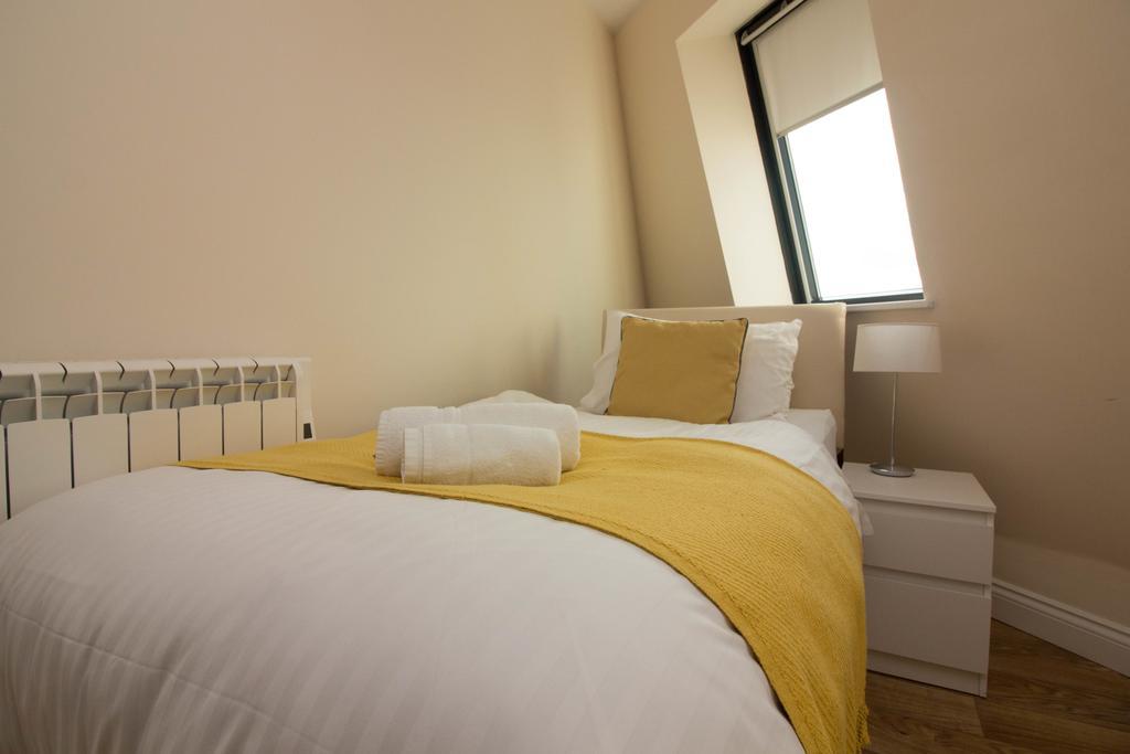 Castle Point Apartment Southampton