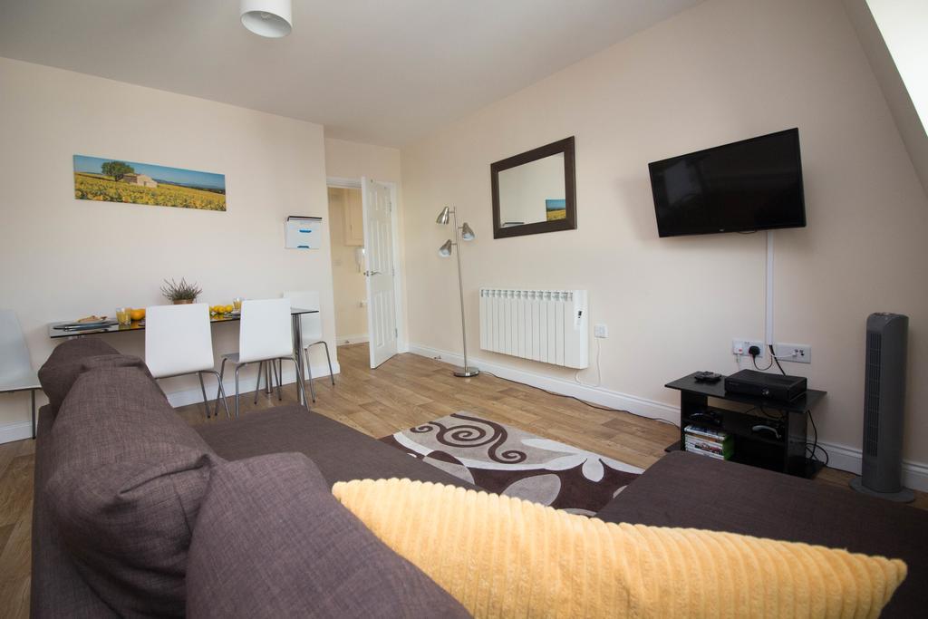 Castle Point Apartment Southampton
