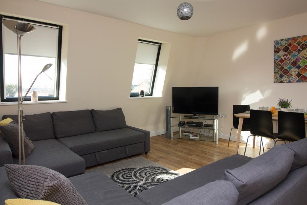 Apartment Castle Point Southampton