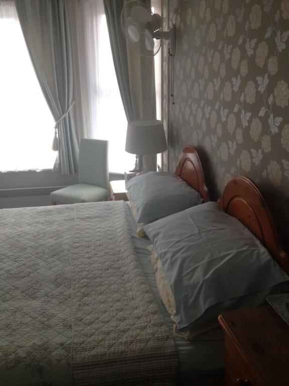 Hostel Alcantara House *