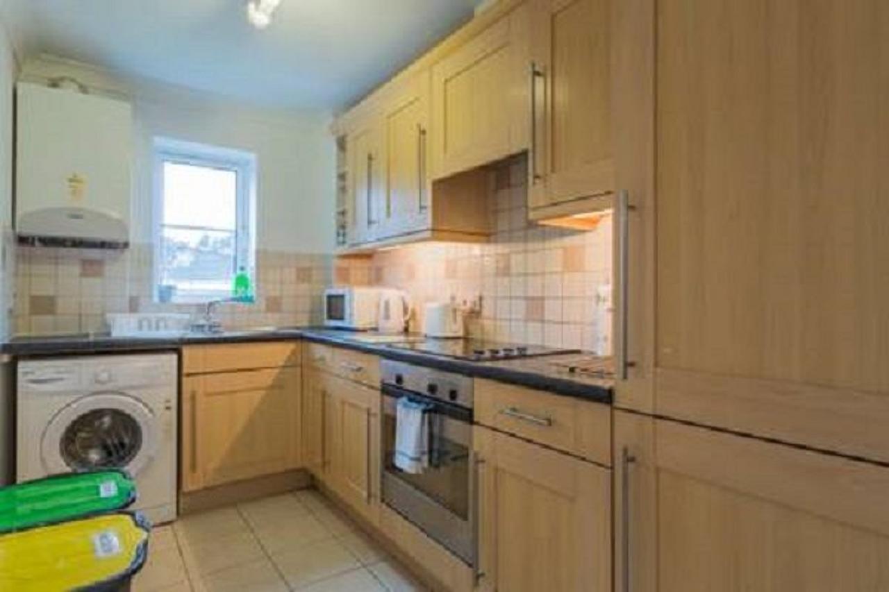 Oceana - Sycamore Court, Apartment, Walking Distance To Hospitals, Parking, Sleeps 6 * Southampton