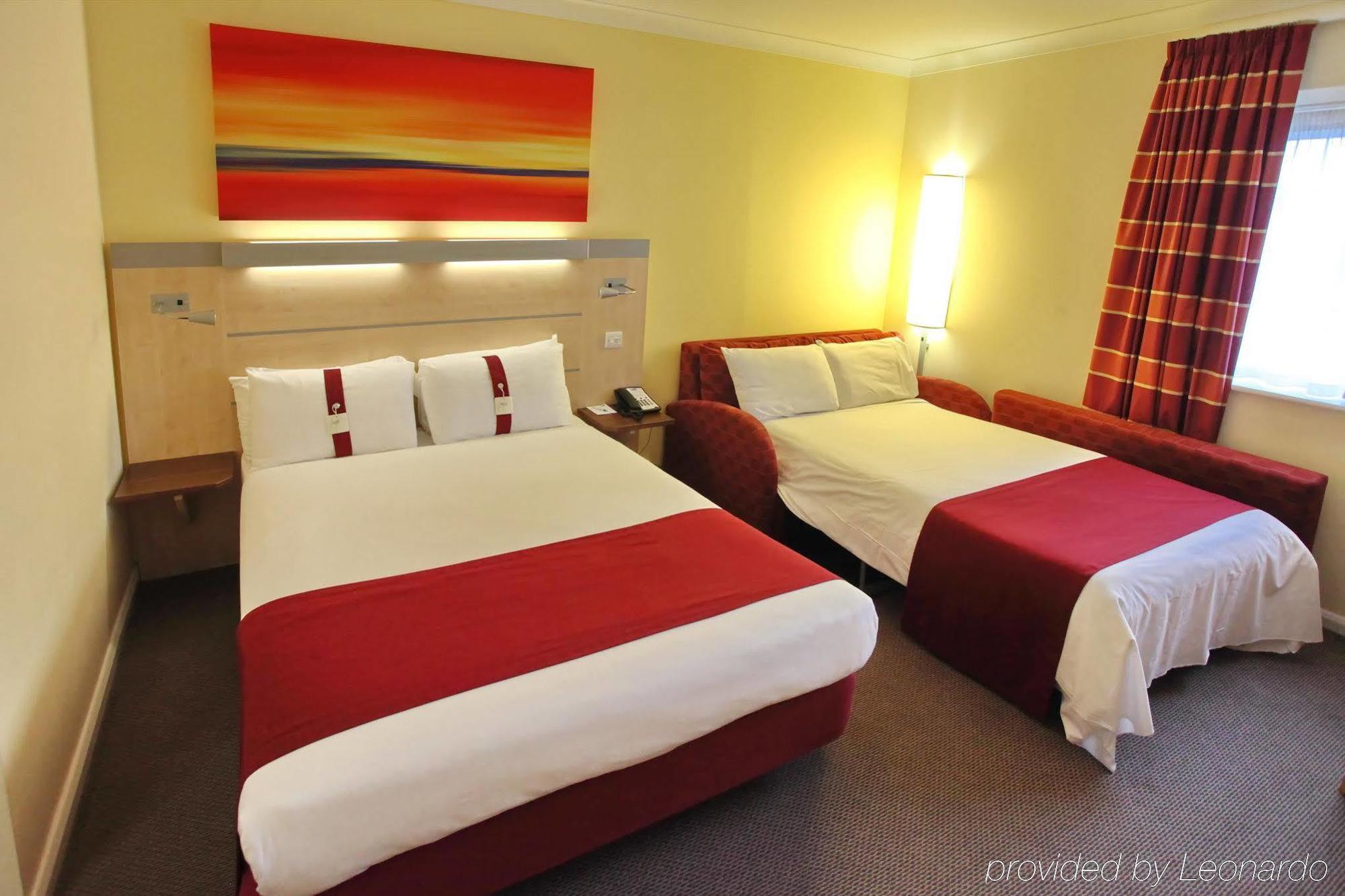 Express - M27, J7 By Ihg Hotel 3*