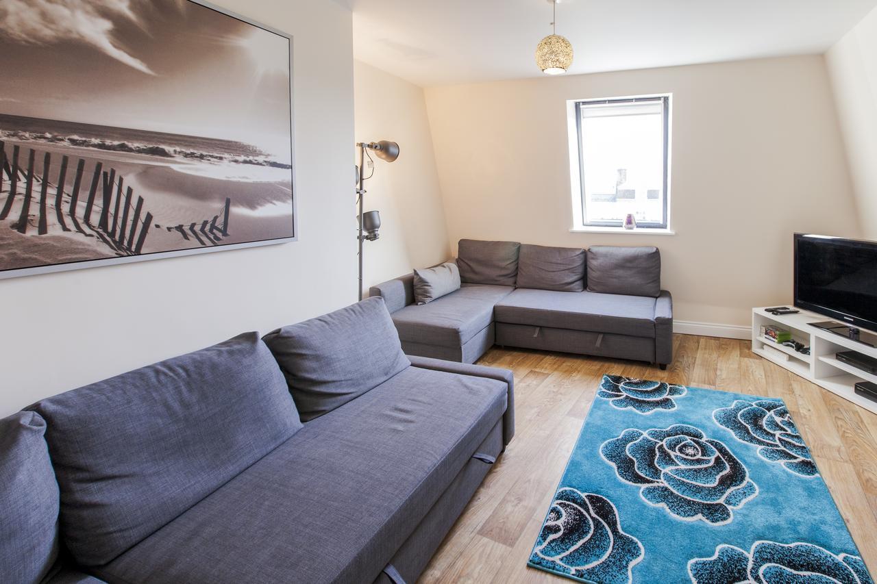 Castle Point Apartment *