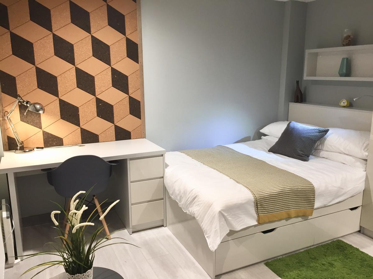 The Walls Modern Studio Apartment Southampton