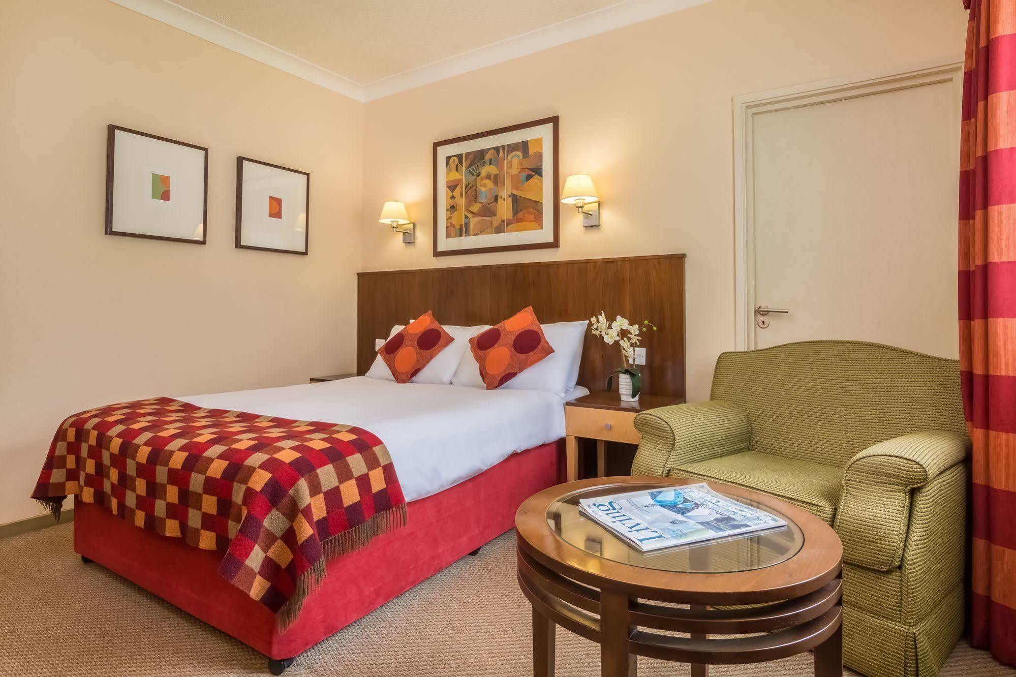 Highfield House 3* Southampton