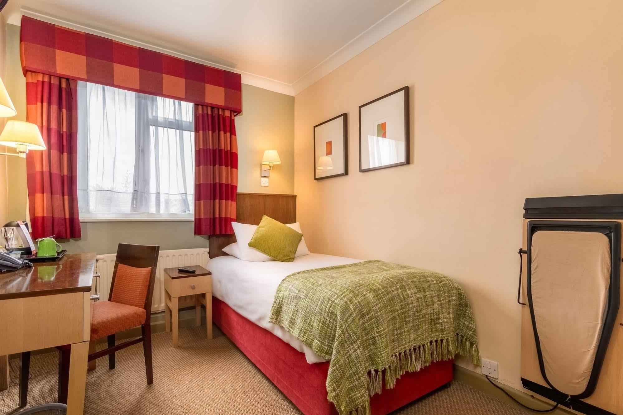Hotel Highfield House 3*