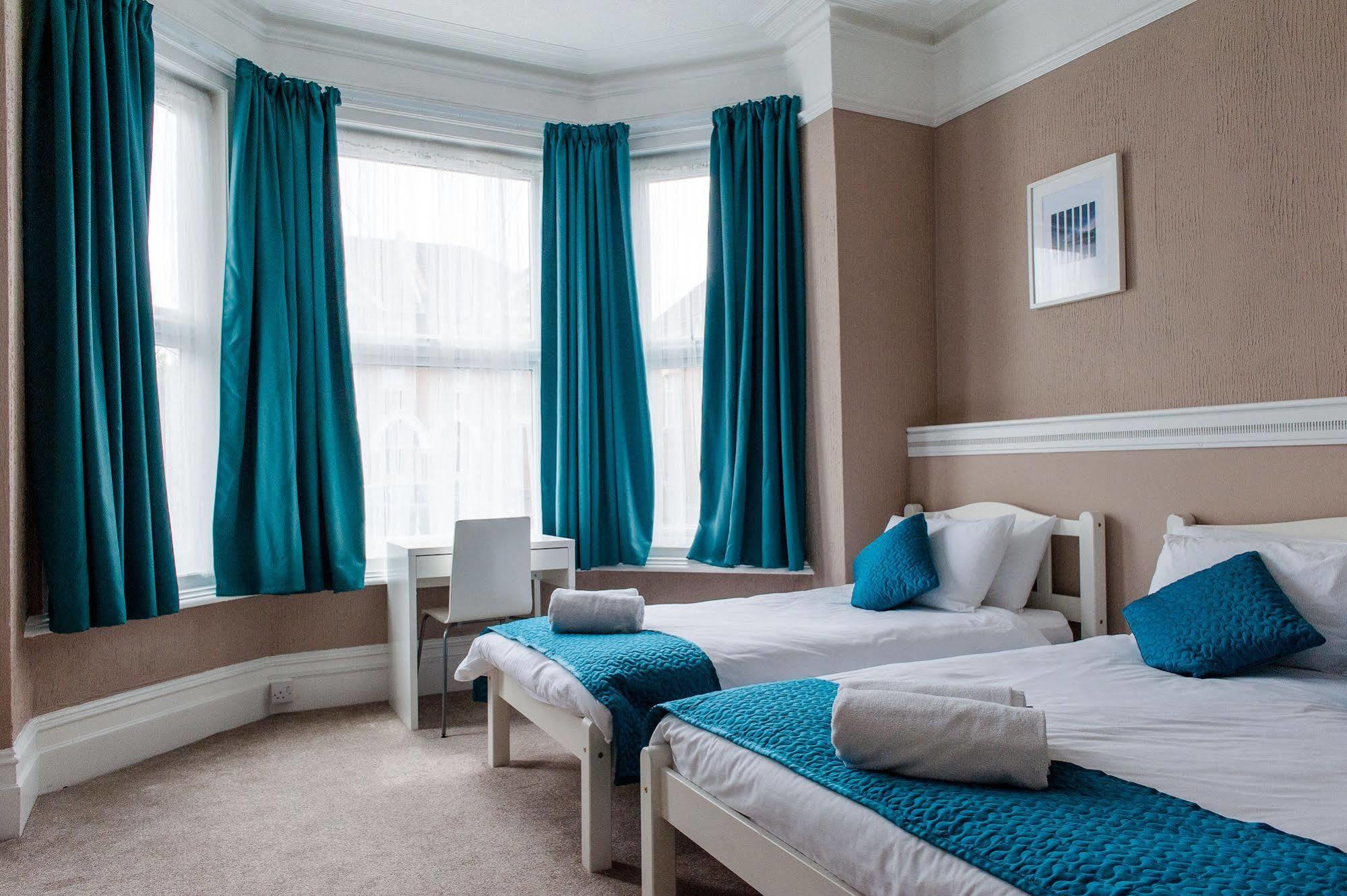 Addenro House Hotel 3*