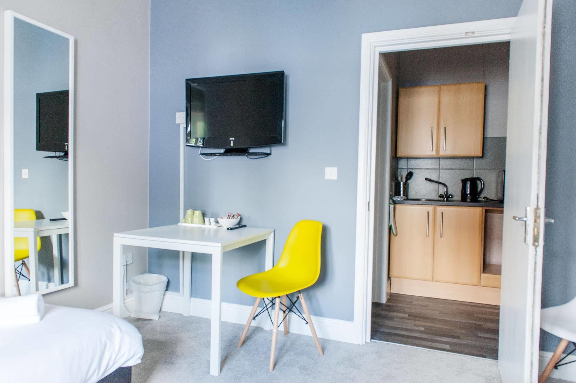 Addenro House 3* Southampton