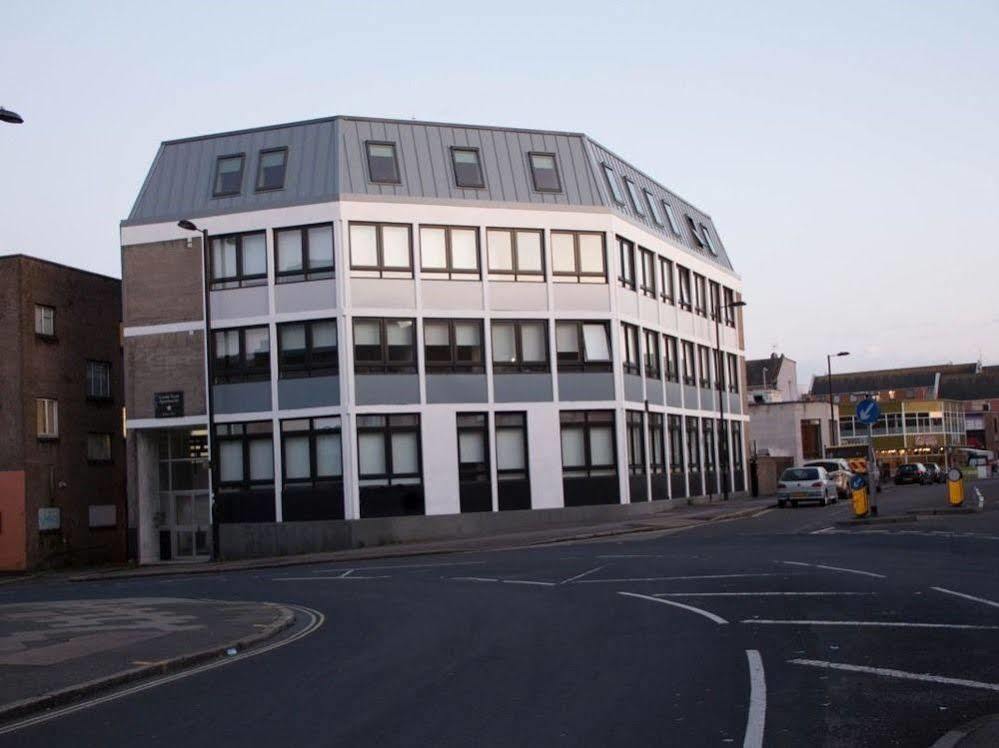 Castle Point Apartment Southampton