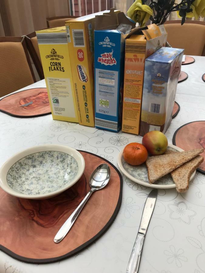 Double J8 M27 Homestay