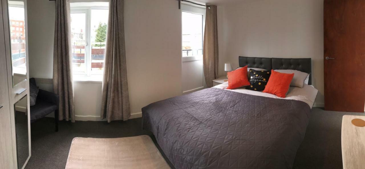 Apartment 2 Bed With 2 Ensuites-near Train Station /mayflower /city Southampton