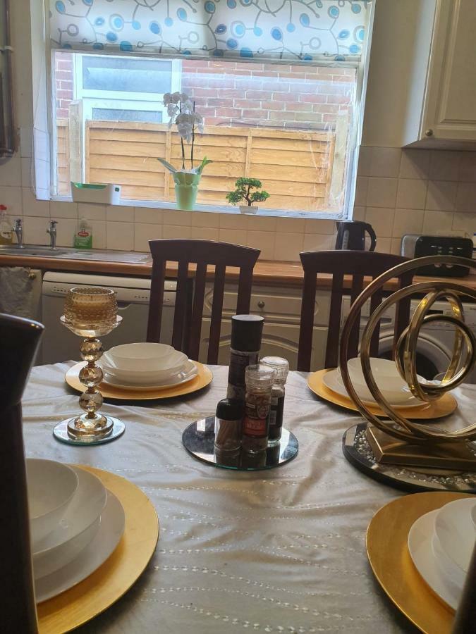 Chaps Guest house 2*