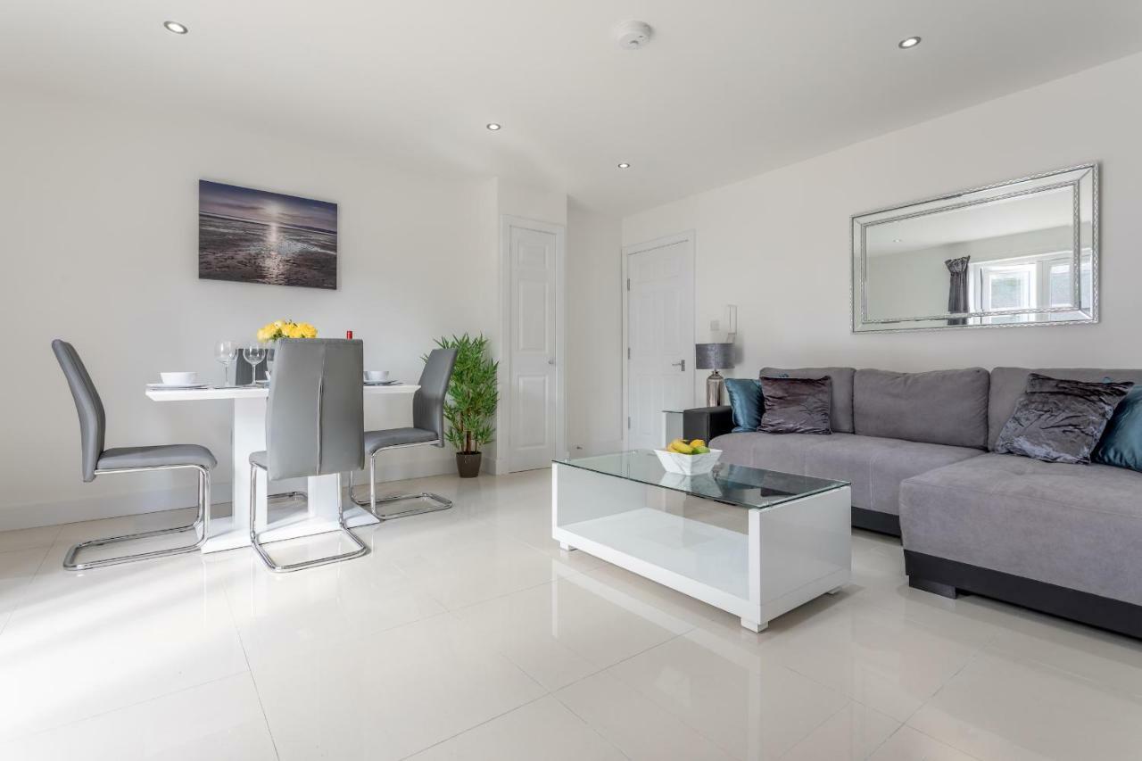 Spire View Apartment *