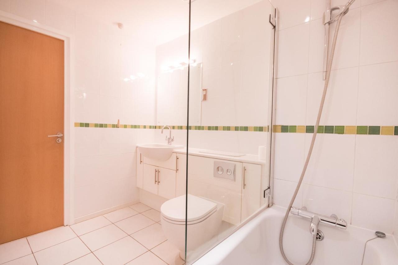 Apartment Town Or Country - Central Park Southampton