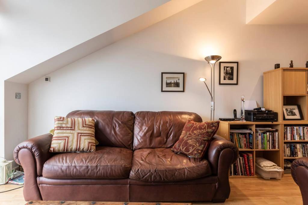 Homestay Cruisers Haven Southampton